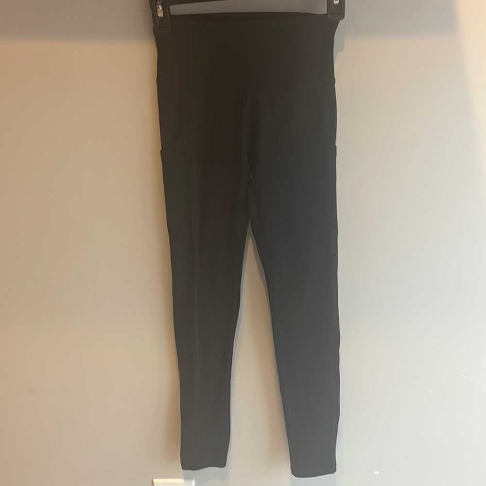 Aerie chill play move leggings black